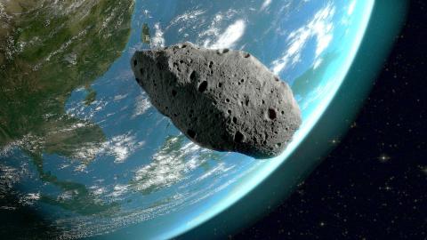 Профессор КФУ: «К Земле летит астероид размером с футбольное поле»